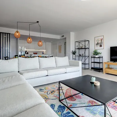 Place - Spacious Family 公寓