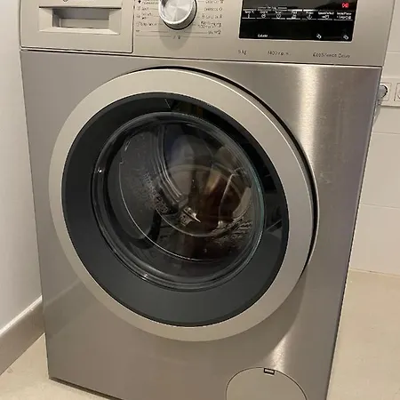 Place - Spacious Family Apartment