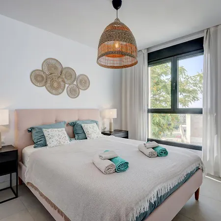 Place - Spacious Family Lejlighed *