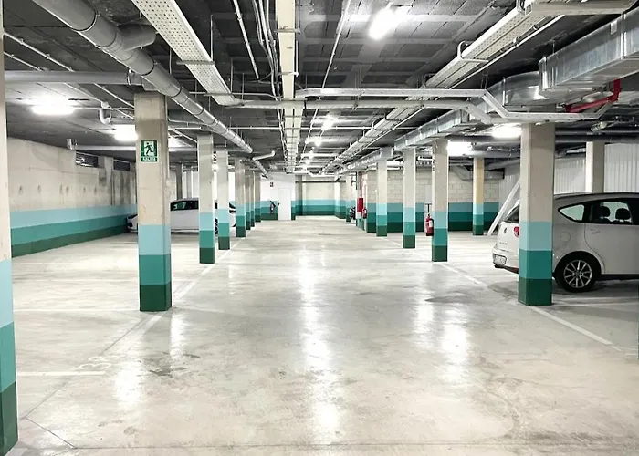 Place - Spacious Family アパート エステポナ