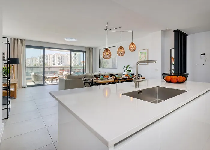 Place - Spacious Family