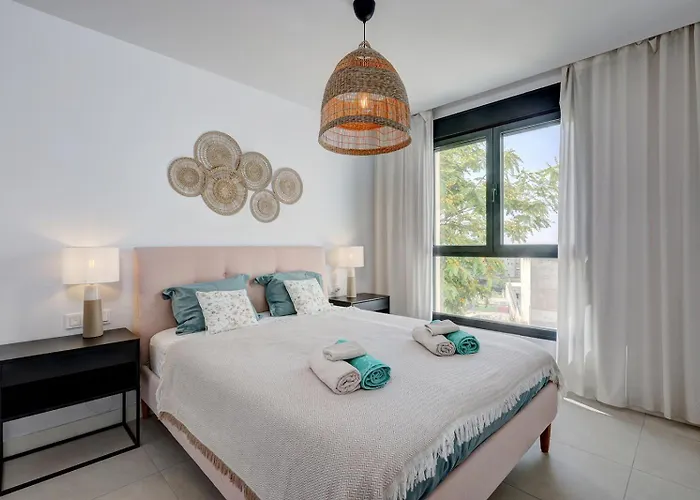 Place - Spacious Family アパート *