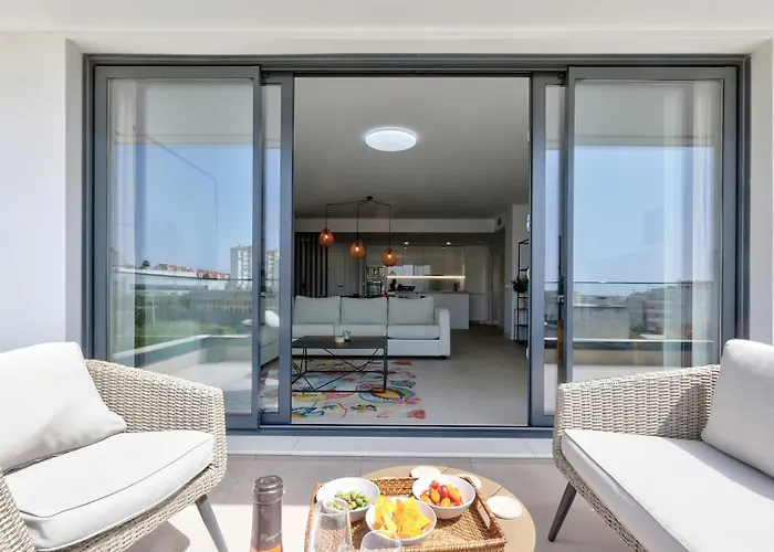 Place - Spacious Family *