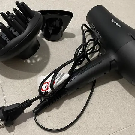 Place - Spacious Family アパート