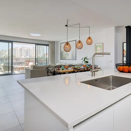 Place - Spacious Family