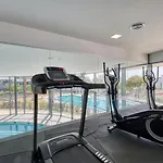 Place - Spacious Family Apartment *